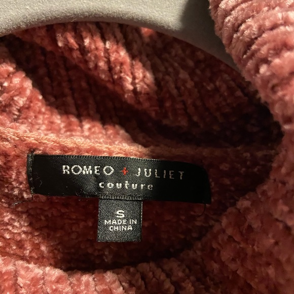 Romeo and Juliet Couture Sweater - Picture 3 of 3